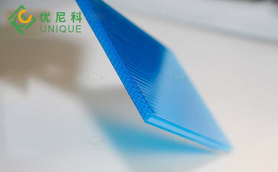 優(yōu)尼科蜂窩陽(yáng)光板